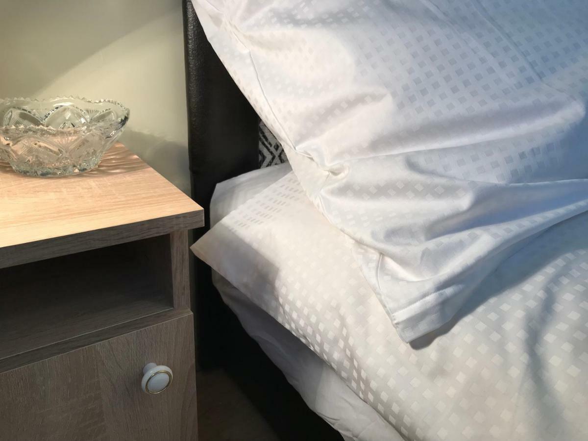 Ella Apartman Дебрецен Екстер'єр фото