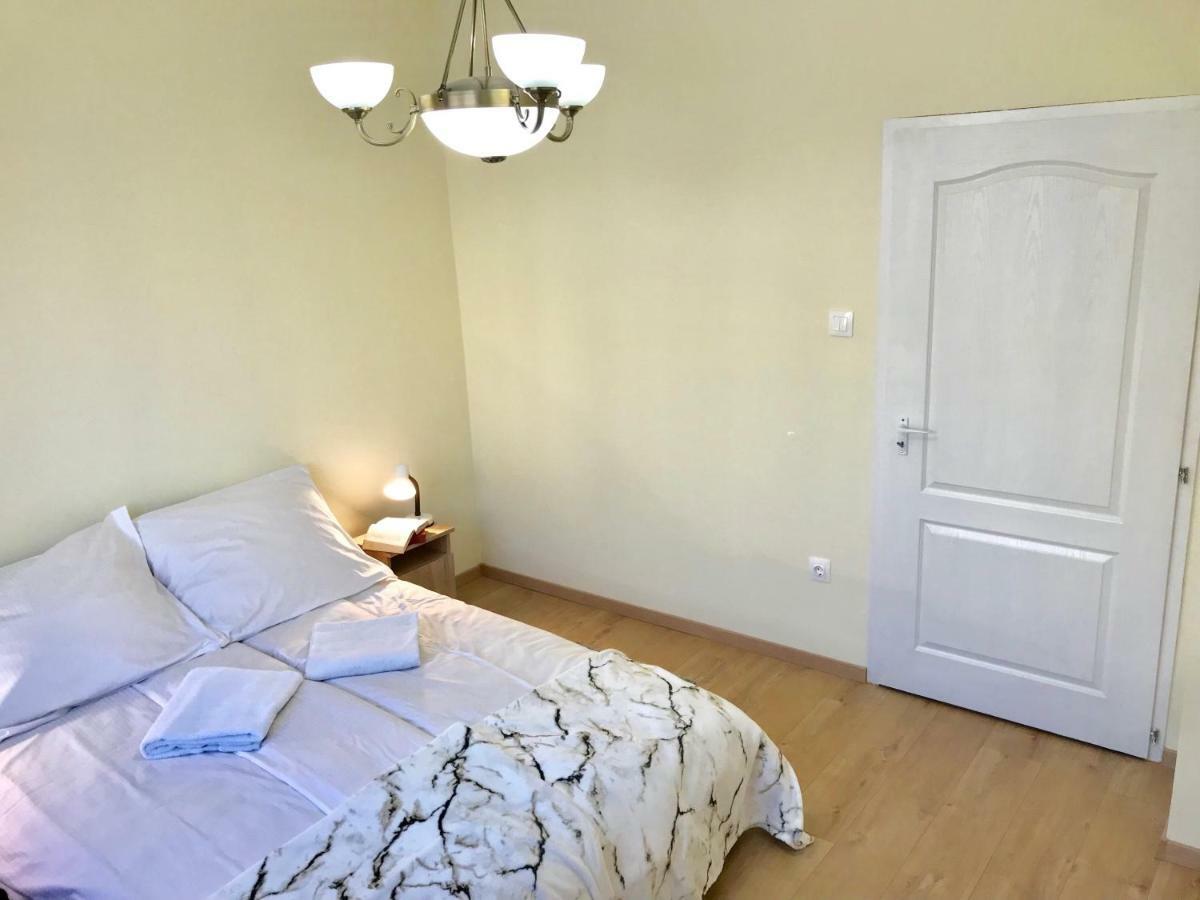 Ella Apartman Дебрецен Екстер'єр фото