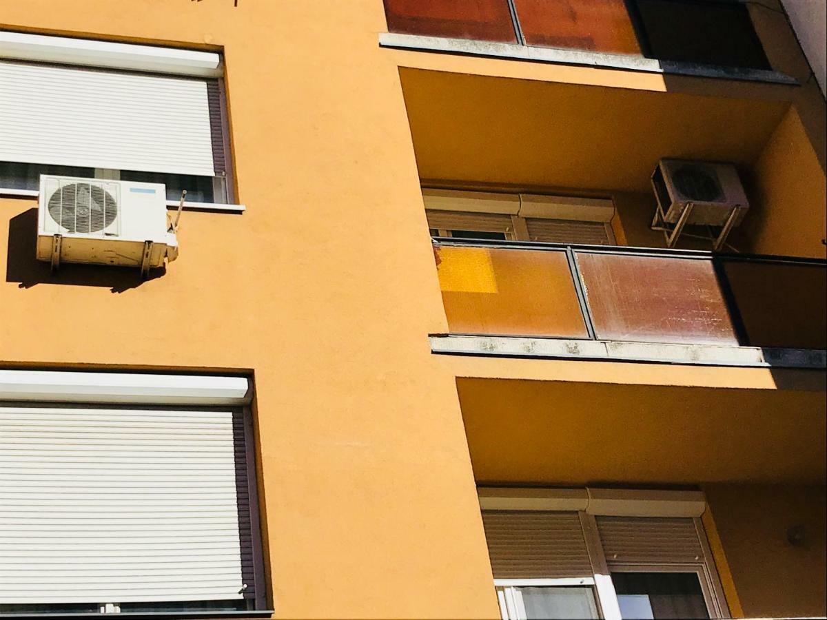 Ella Apartman Дебрецен Екстер'єр фото